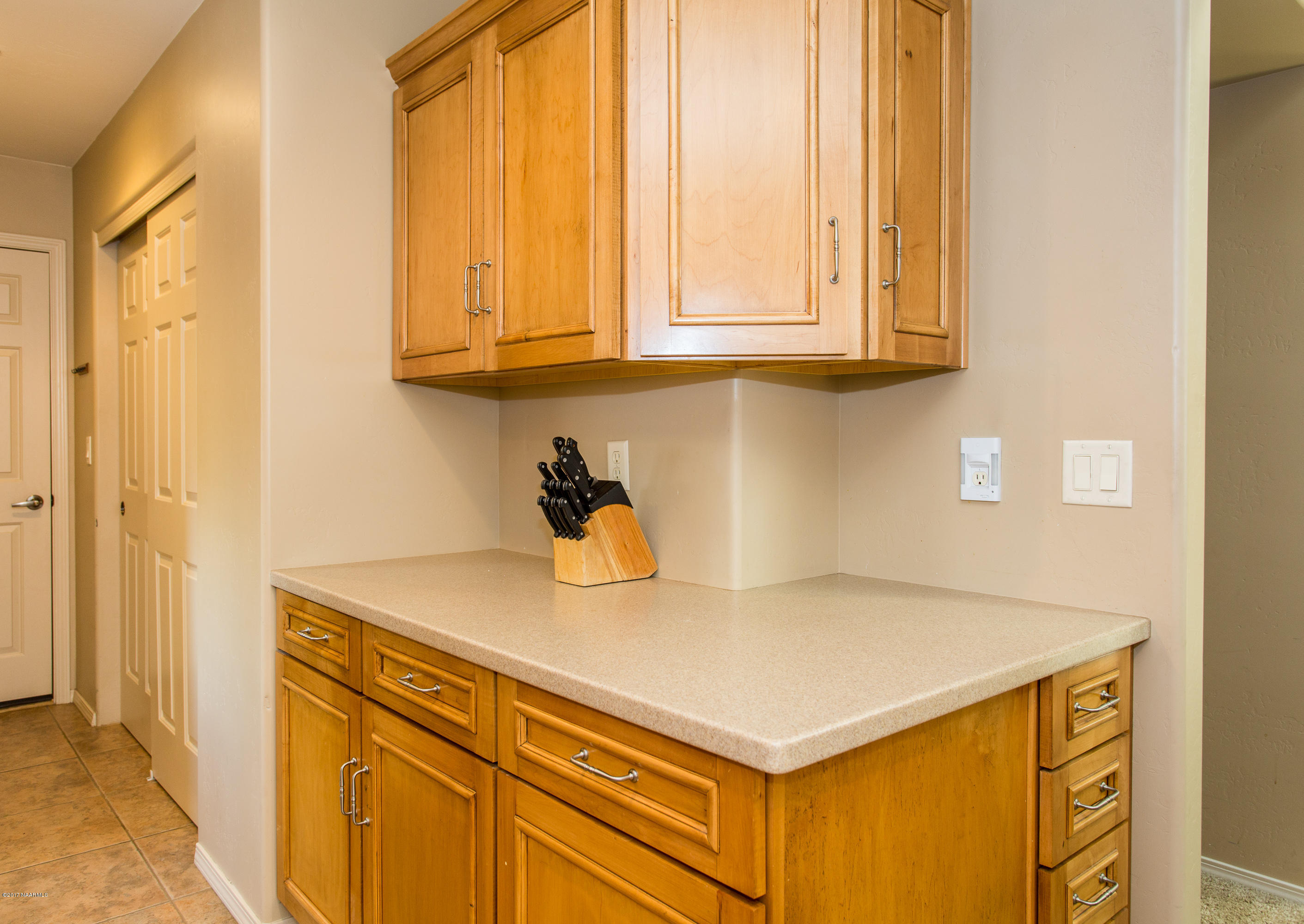 36 West Quartz Road Flagstaff, AZ 86005 - Photo 10 of 26 Kitchen