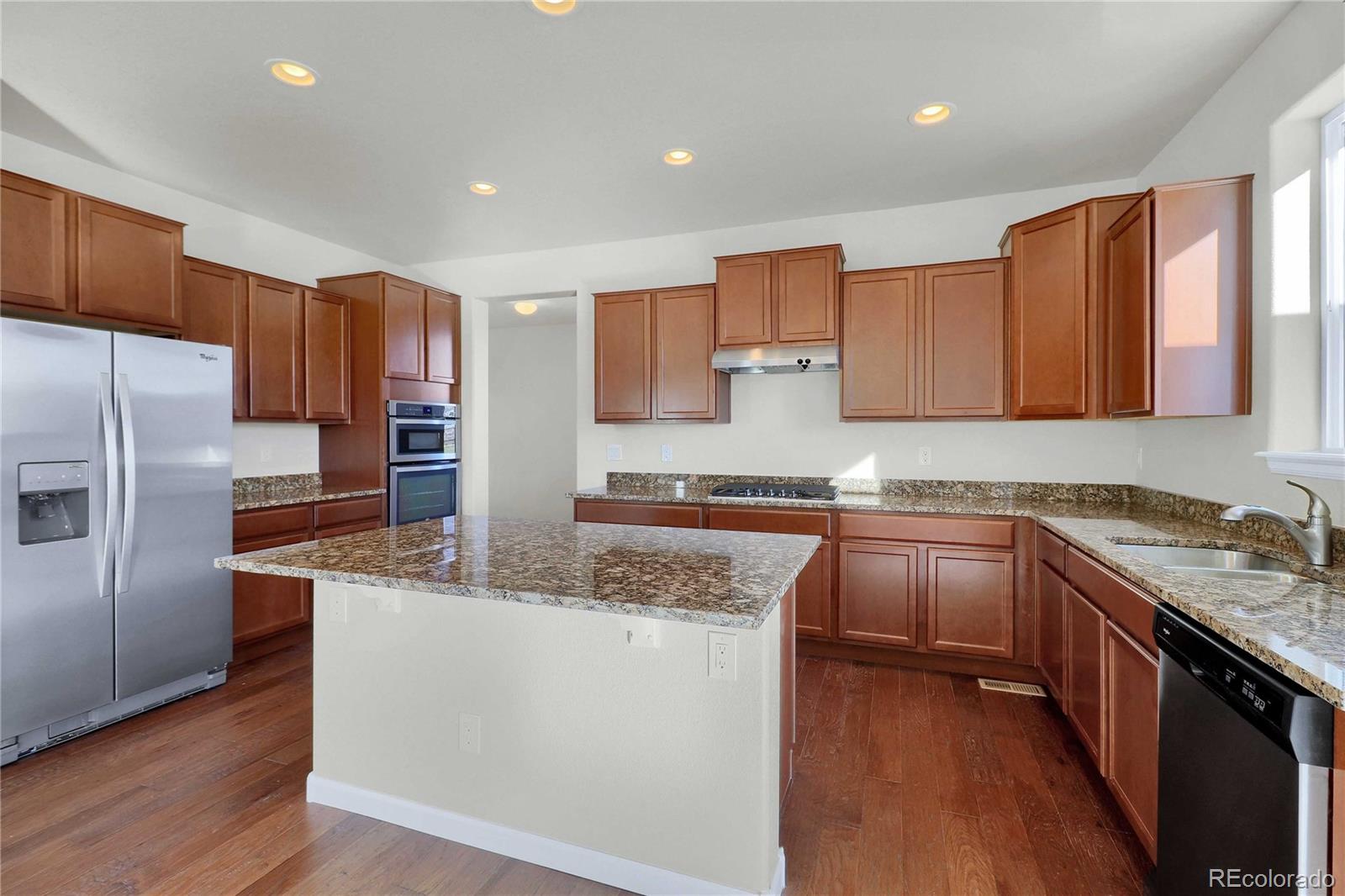 5786 Desert Inn Loop Elizabeth, CO 80107 - Photo 6 of 20 Gallery Image 6