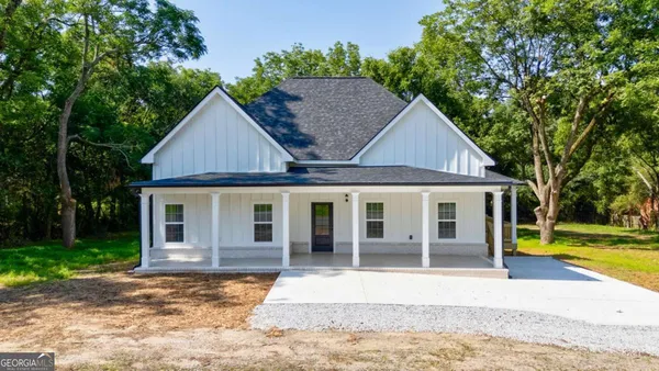 $405,000 | 540 East Sunset Avenue, Comer, GA 30629