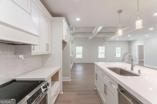 a view of an empty room and window