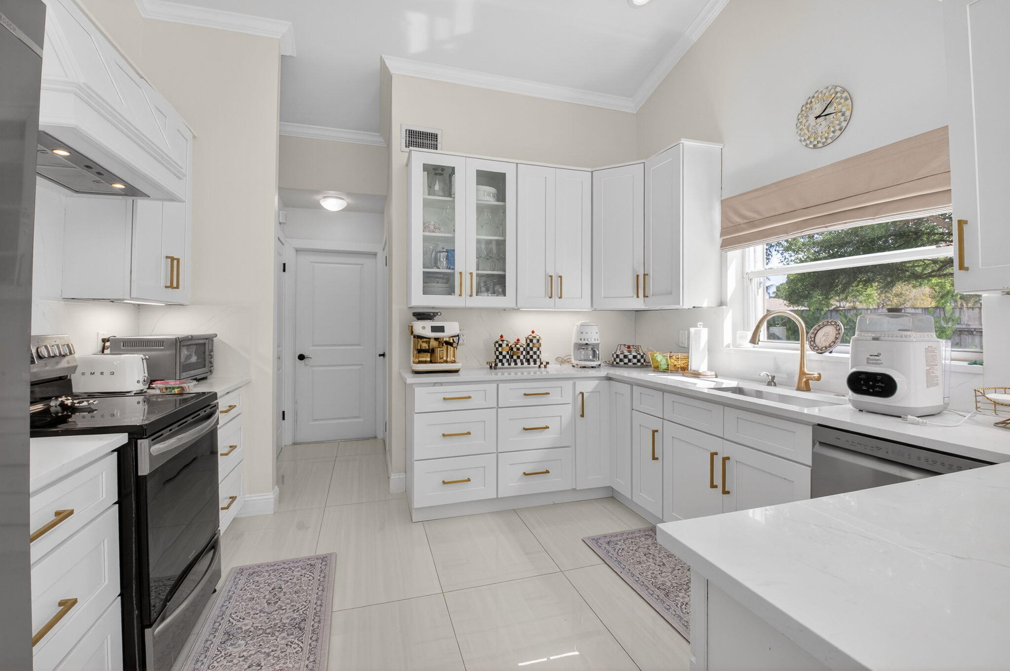 2402 Northwest 30th Street Boca Raton, FL 33431 - Photo 12 of 34 15-web-or-mls-DSC_2751