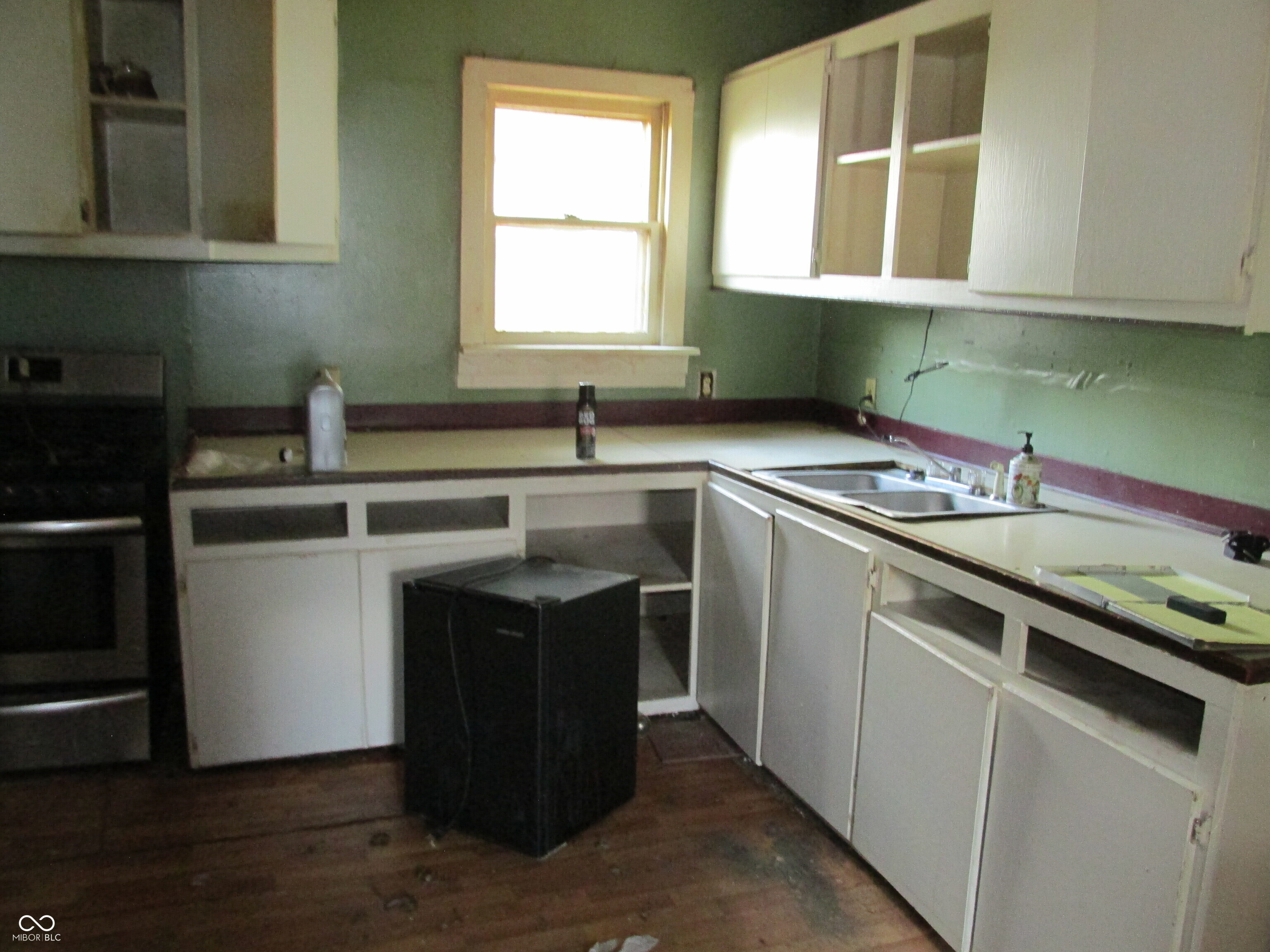 121 School Street Greenfield, IN 46140 - Photo 3 of 4