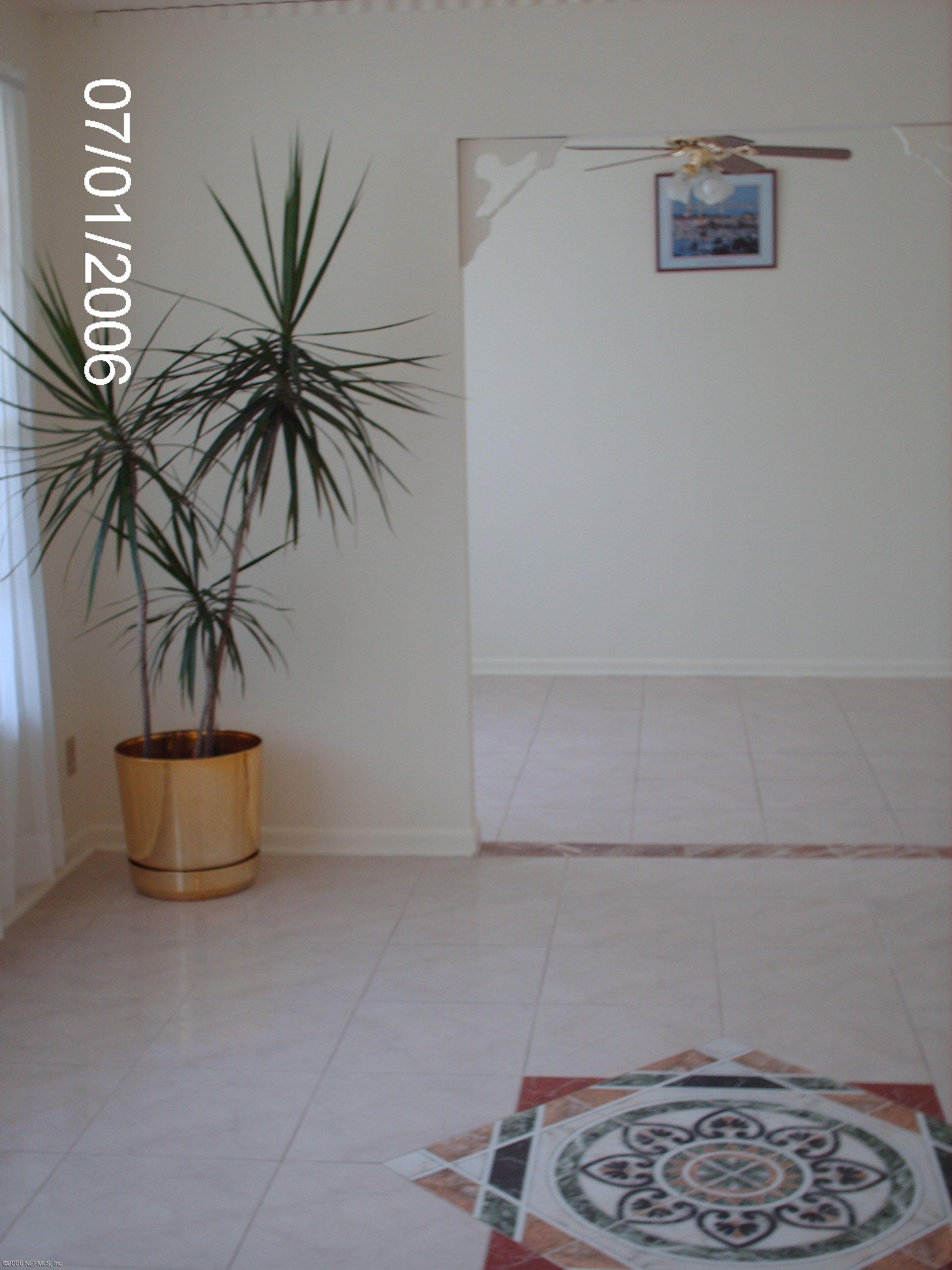 5514 Edmar Road Jacksonville, FL 32277 - Photo 3 of 13 Living Room 1