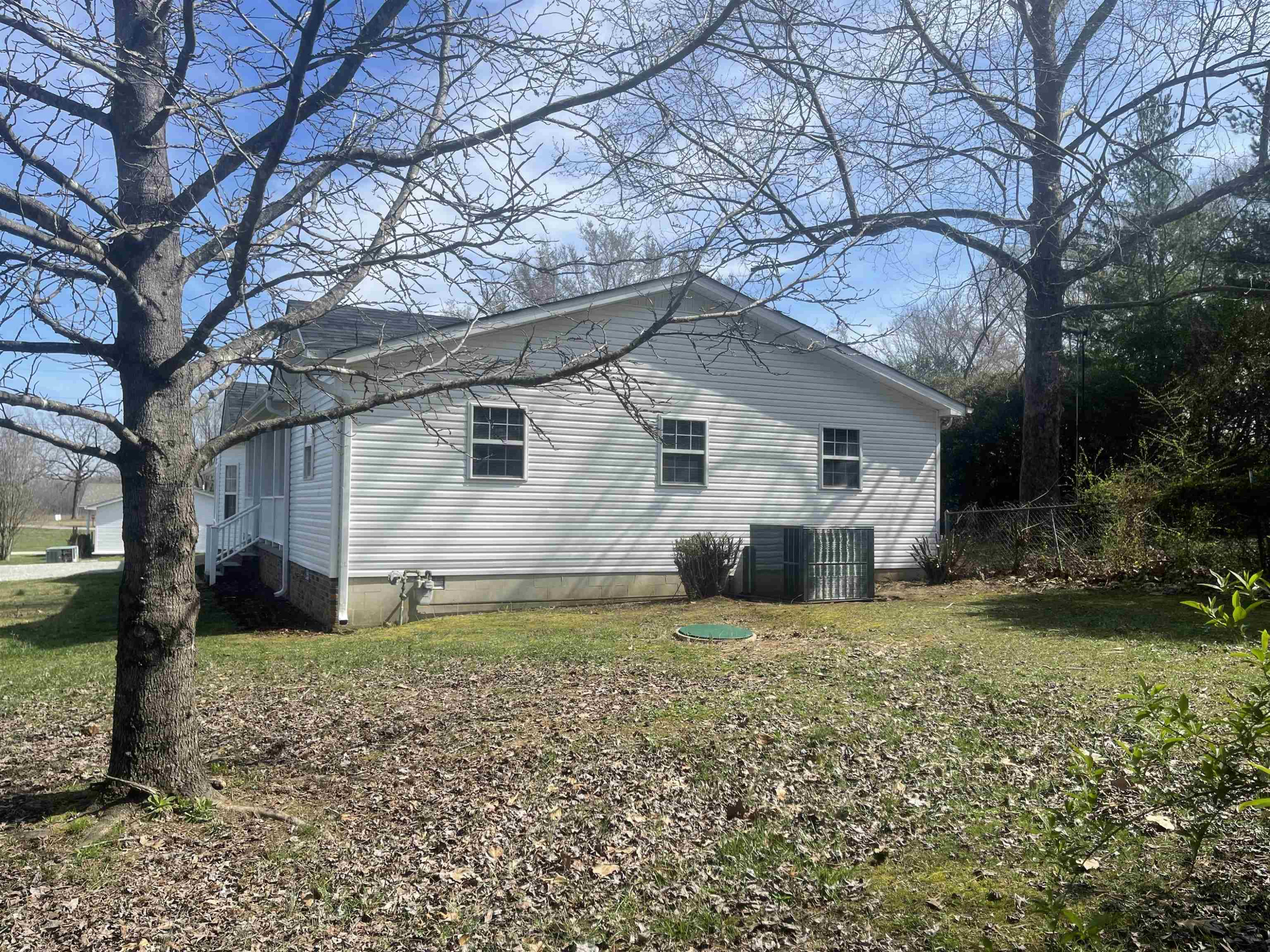 115 Dry Creek Road Pinson, TN 38366 - Photo 4 of 27 Photo 4