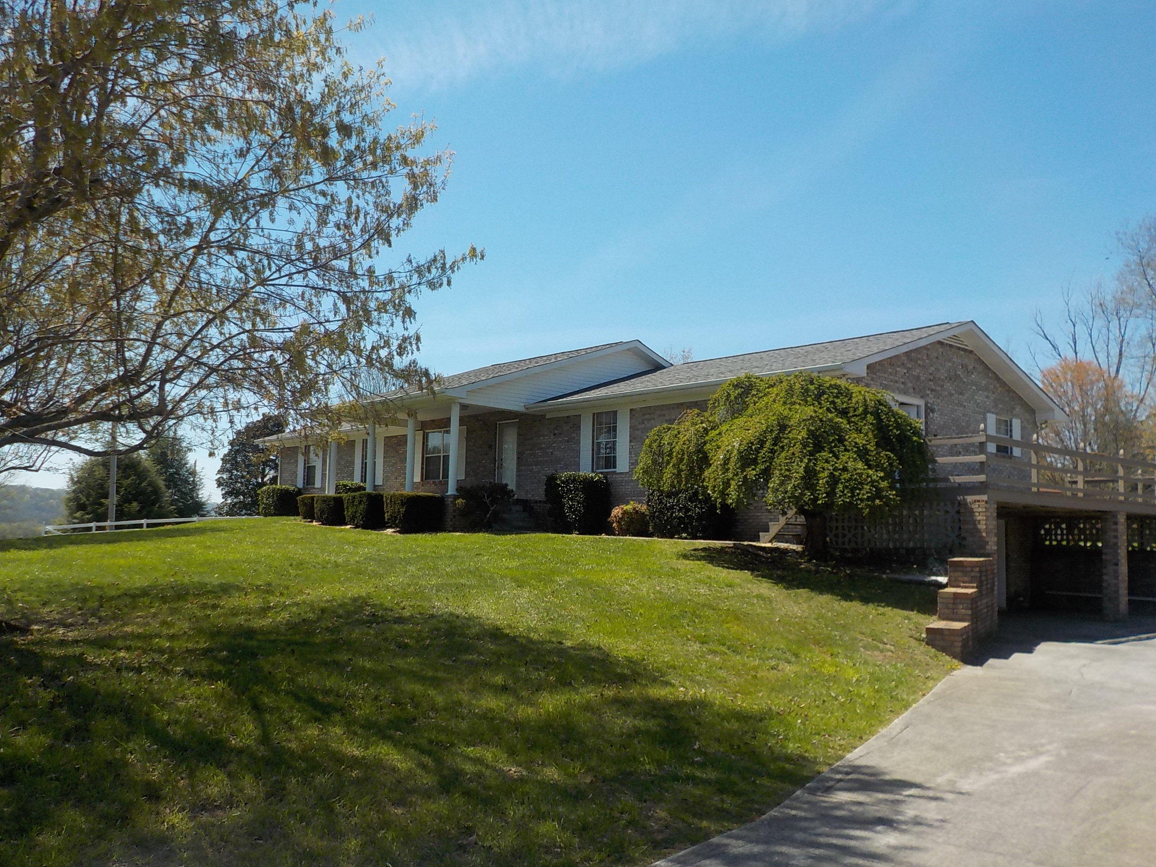 175 Shane Lane Bean Station, TN 37708 - Photo 12 of 40 011
