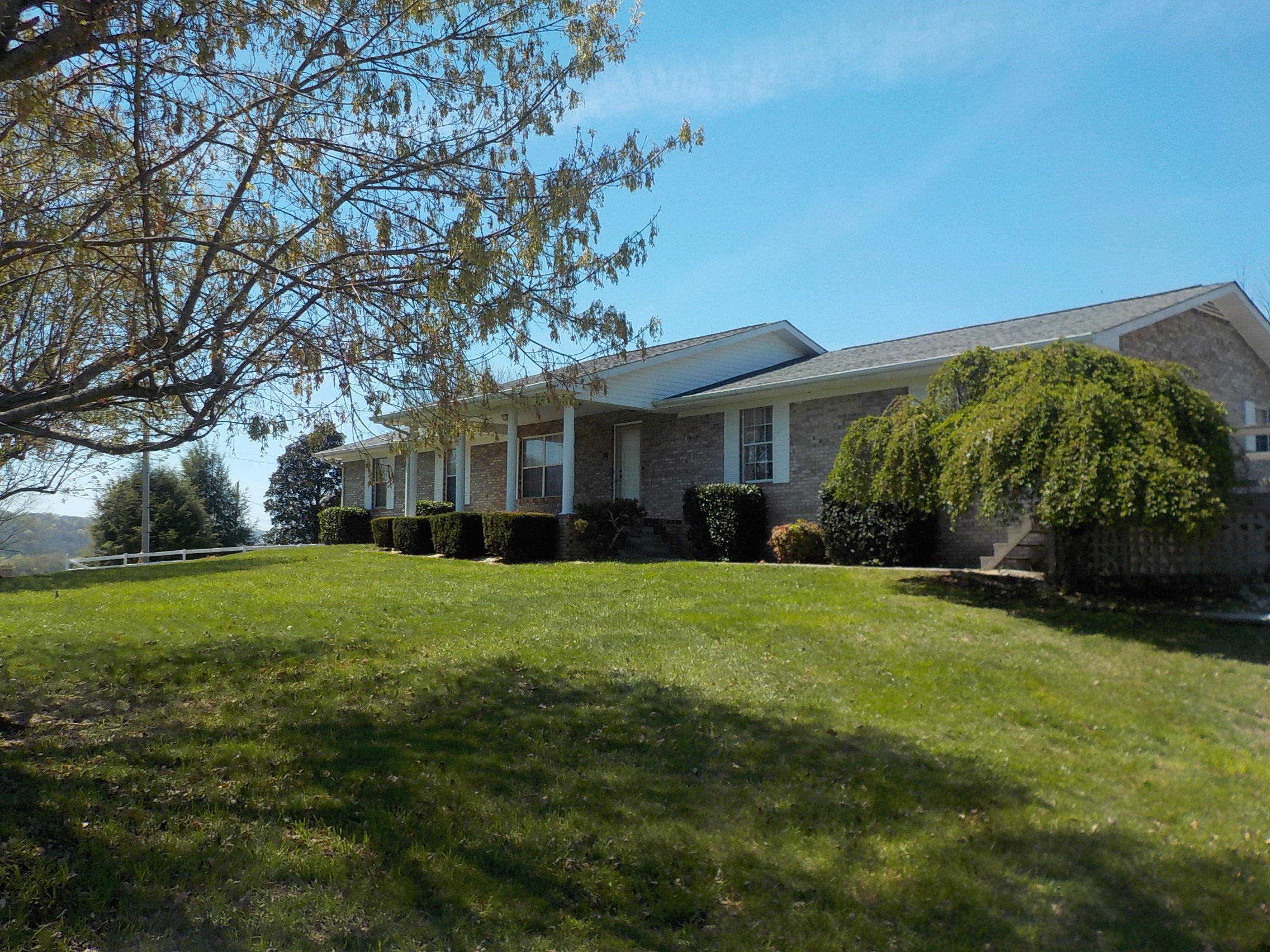175 Shane Lane Bean Station, TN 37708 - Photo 7 of 40 001