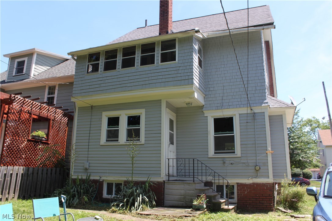 1564 Rydalmount Road Cleveland Heights, OH 44118 - Photo 2 of 23