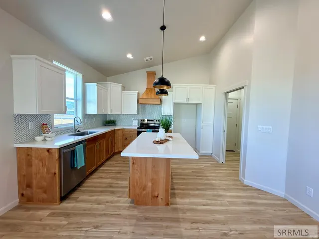 $374,900 | 1073 Alpine Avenue, Chubbuck, ID 83202