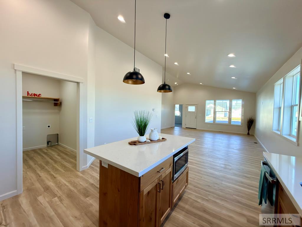 1073 Alpine Avenue Chubbuck, ID 83202 - Photo 11 of 34