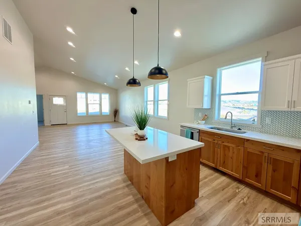 $364,900 | 1073 Alpine Avenue, Chubbuck, ID 83202