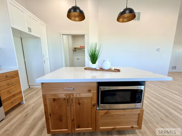 $374,900 | 1073 Alpine Avenue, Chubbuck, ID 83202