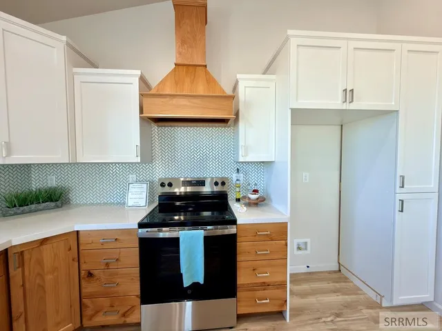 $374,900 | 1073 Alpine Avenue, Chubbuck, ID 83202