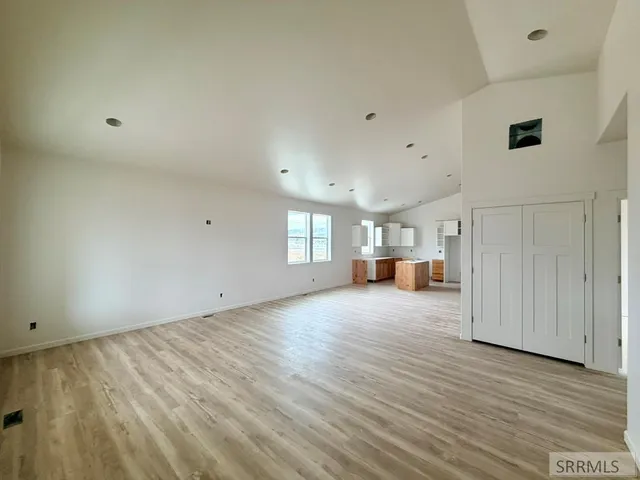 $379,900 | 1073 Alpine Avenue, Chubbuck, ID 83202