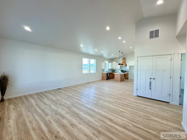 $369,900 | 1073 Alpine Avenue, Chubbuck, ID 83202