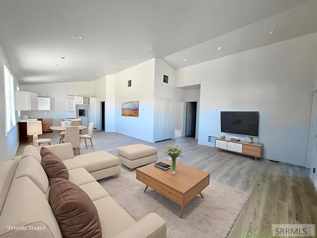 $379,900 | 1073 Alpine Avenue, Chubbuck, ID 83202