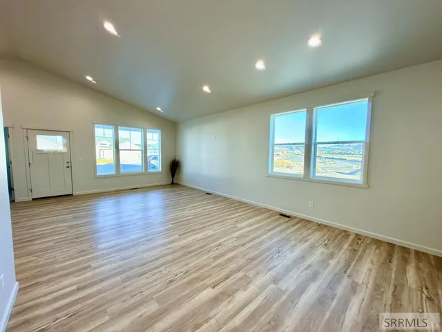 $374,900 | 1073 Alpine Avenue, Chubbuck, ID 83202