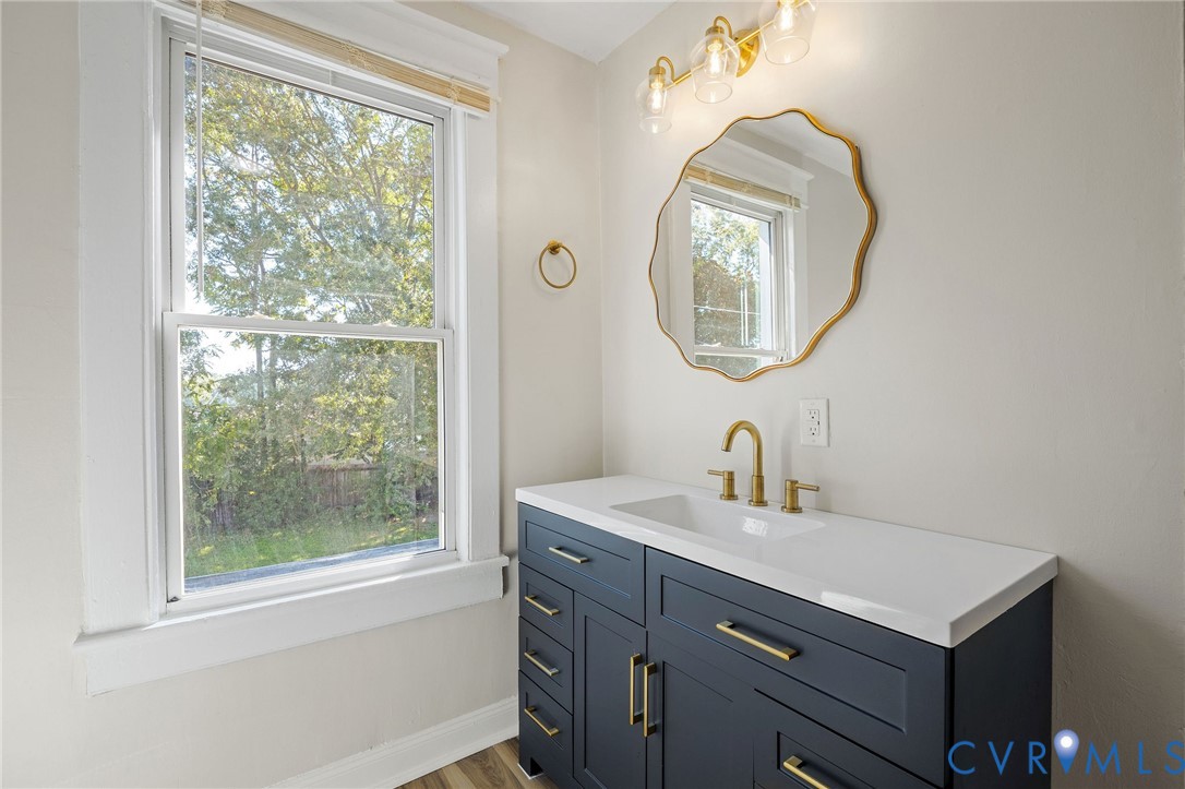 623 Colonial Avenue Colonial Heights, VA 23834 - Photo 39 of 44 a bathroom with a sink and a mirror