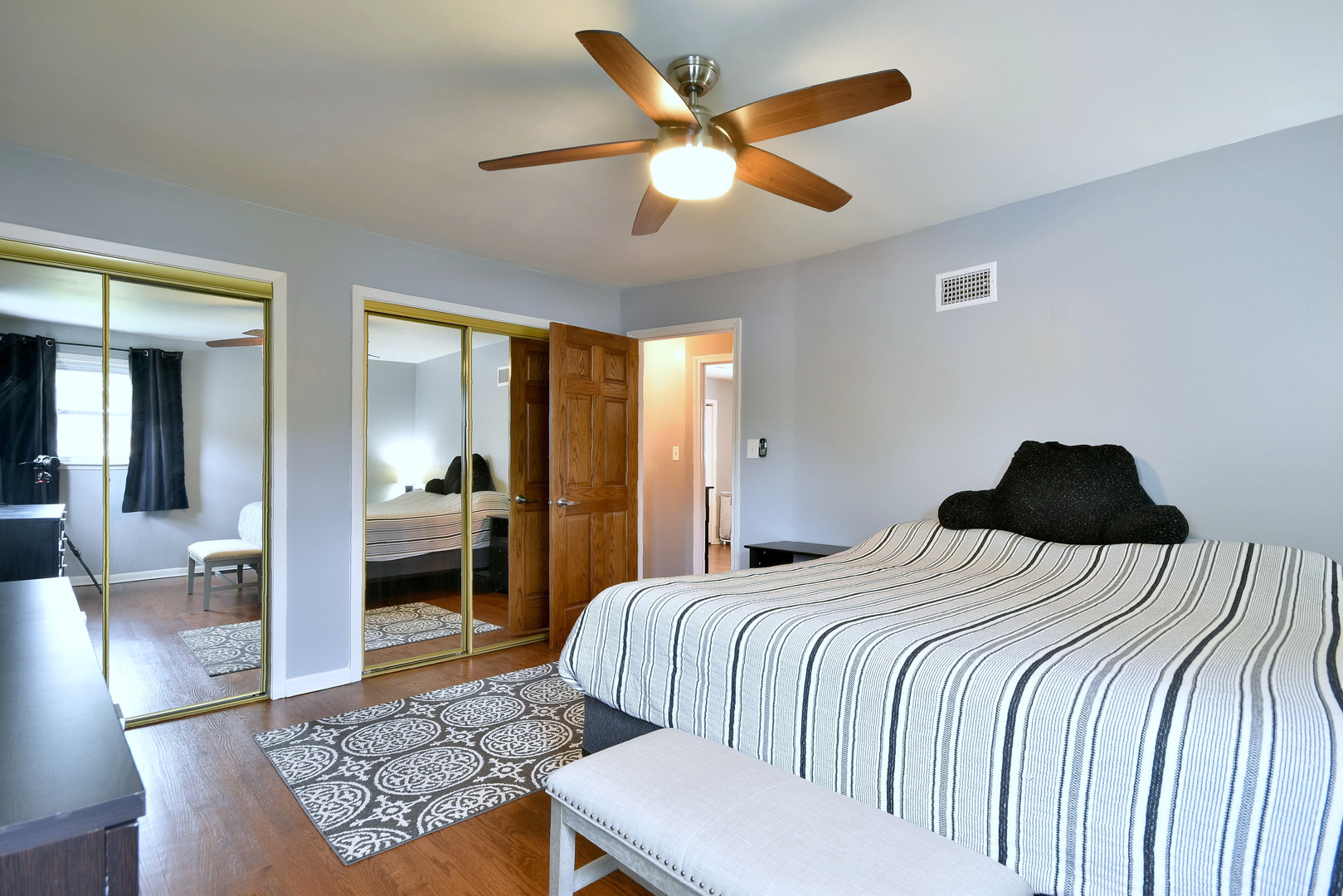 804 North Willow Road Elmhurst, IL 60126 - Photo 14 of 30 Gallery Image 14