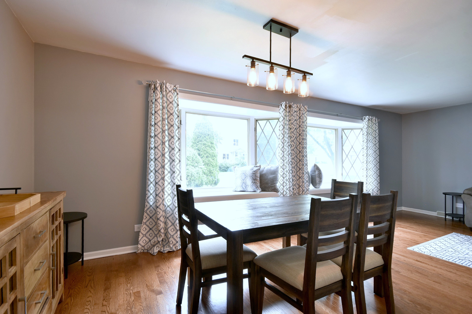 804 North Willow Road Elmhurst, IL 60126 - Photo 9 of 30 Gallery Image 9