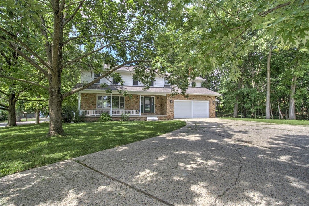 2355 Hawthorne Drive Decatur, IL 62521 - Photo 6 of 35 Gallery Image 6