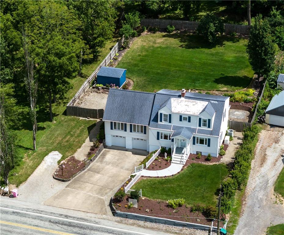 1580 Brush Run Road Washington, PA 15301 - Photo 6 of 27 a front view of a house with garden
