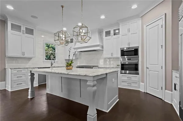 $2,095,000 | 490 Belada Boulevard, Atlanta, GA 30342