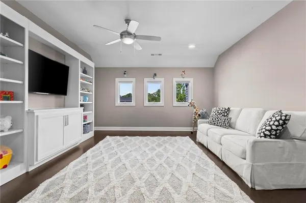 $2,095,000 | 490 Belada Boulevard, Atlanta, GA 30342