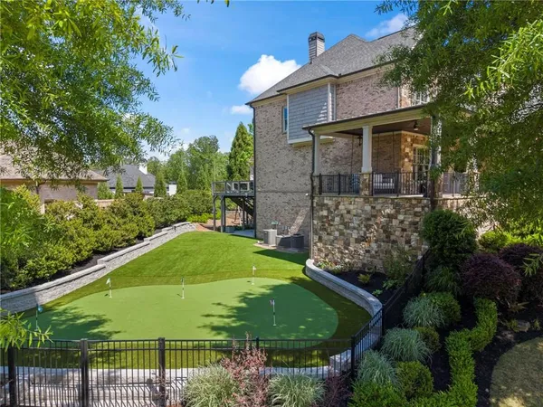 $2,095,000 | 490 Belada Boulevard, Atlanta, GA 30342