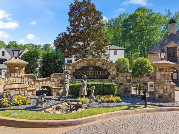 $2,095,000 | 490 Belada Boulevard, Atlanta, GA 30342