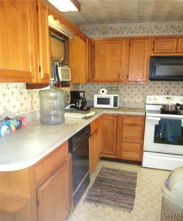 4401 Lee Center Taberg Road Annsville, NY 13471 - Photo 9 of 17