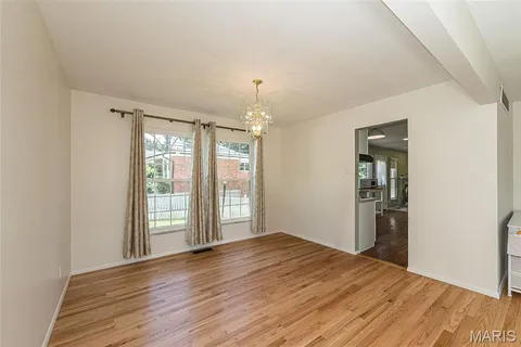 $475,000 | 9822 Meadowfern Drive, Crestwood, MO 63126