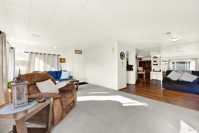 $158,000 | 199 Lemon Tree Circle, Vacaville, CA 95687