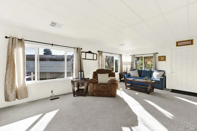 $158,000 | 199 Lemon Tree Circle, Vacaville, CA 95687