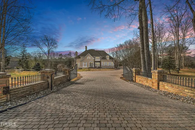 $1,850,000 | 408 Fairway Estates Drive, Blountville, TN 37617