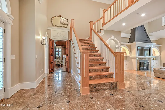 $1,850,000 | 408 Fairway Estates Drive, Blountville, TN 37617