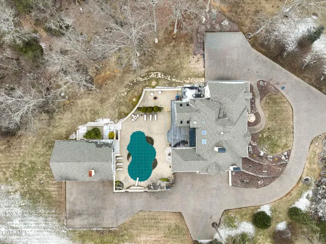 $1,850,000 | 408 Fairway Estates Drive, Blountville, TN 37617