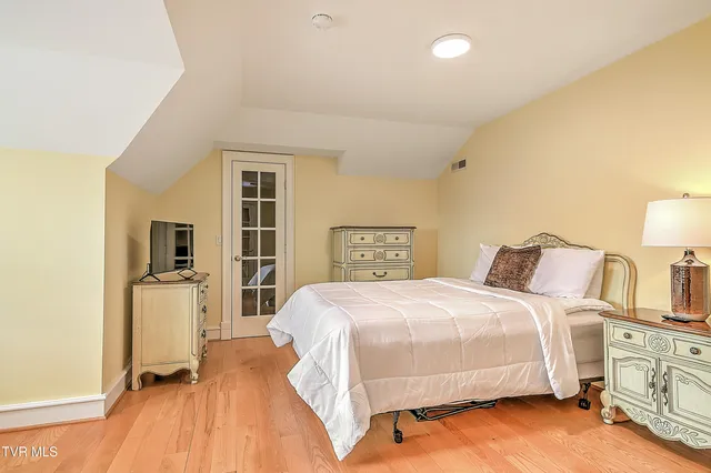 $1,850,000 | 408 Fairway Estates Drive, Blountville, TN 37617