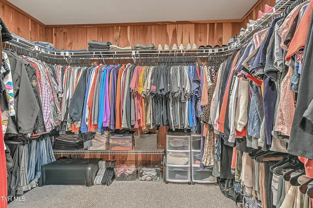 $1,850,000 | 408 Fairway Estates Drive, Blountville, TN 37617