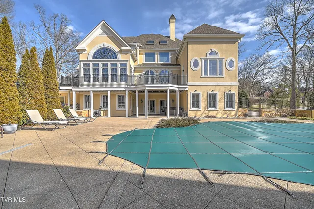 $1,850,000 | 408 Fairway Estates Drive, Blountville, TN 37617