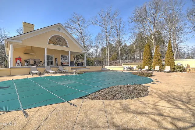 $1,850,000 | 408 Fairway Estates Drive, Blountville, TN 37617