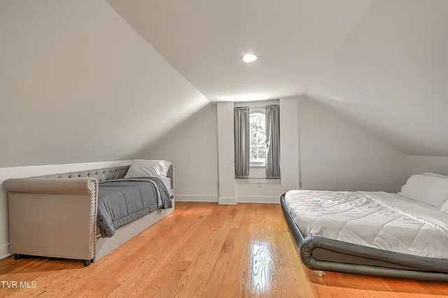 $1,850,000 | 408 Fairway Estates Drive, Blountville, TN 37617