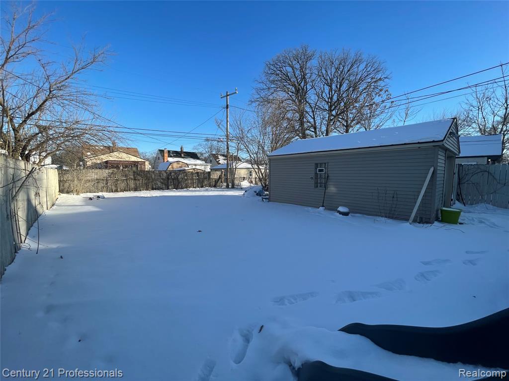 4815 Mildred Street Wayne, MI 48184 - Photo 4 of 20