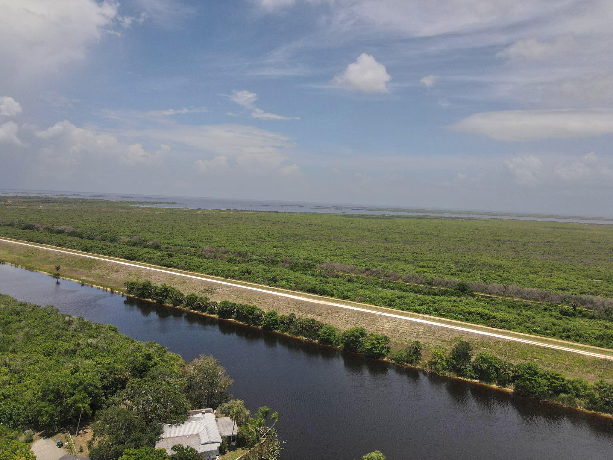 1115 Elm Street Okeechobee, FL 34974 - Photo 7 of 37 a view of an ocean and beach