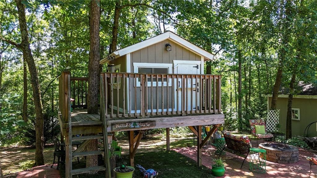 103 Mims Drive Calhoun, GA 30701 - Photo 27 of 34 a small garden in the middle of a house