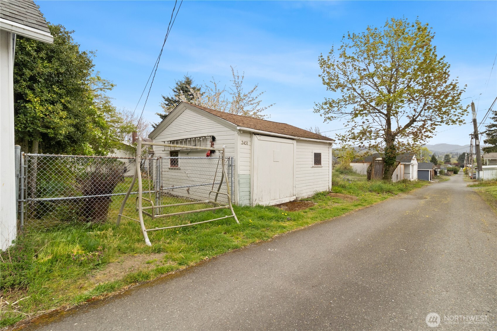2431 Franklin Street Bellingham, WA 98225 - Photo 23 of 26 a view of outdoor space and yard