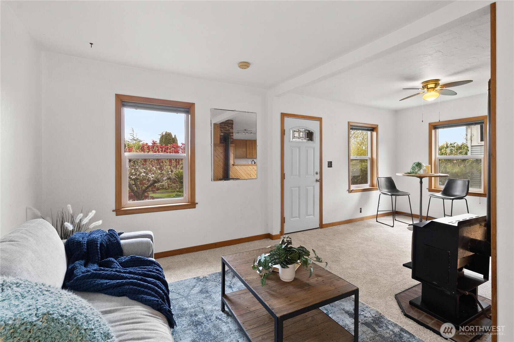 2431 Franklin Street Bellingham, WA 98225 - Photo 5 of 26 a living room with furniture rug and window