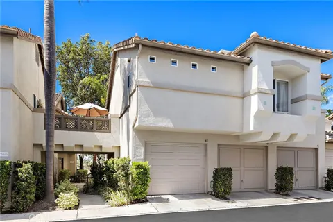 $699,900 | 26433 Portola, Mission Viejo, CA 92692