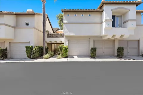 $699,900 | 26433 Portola, Mission Viejo, CA 92692