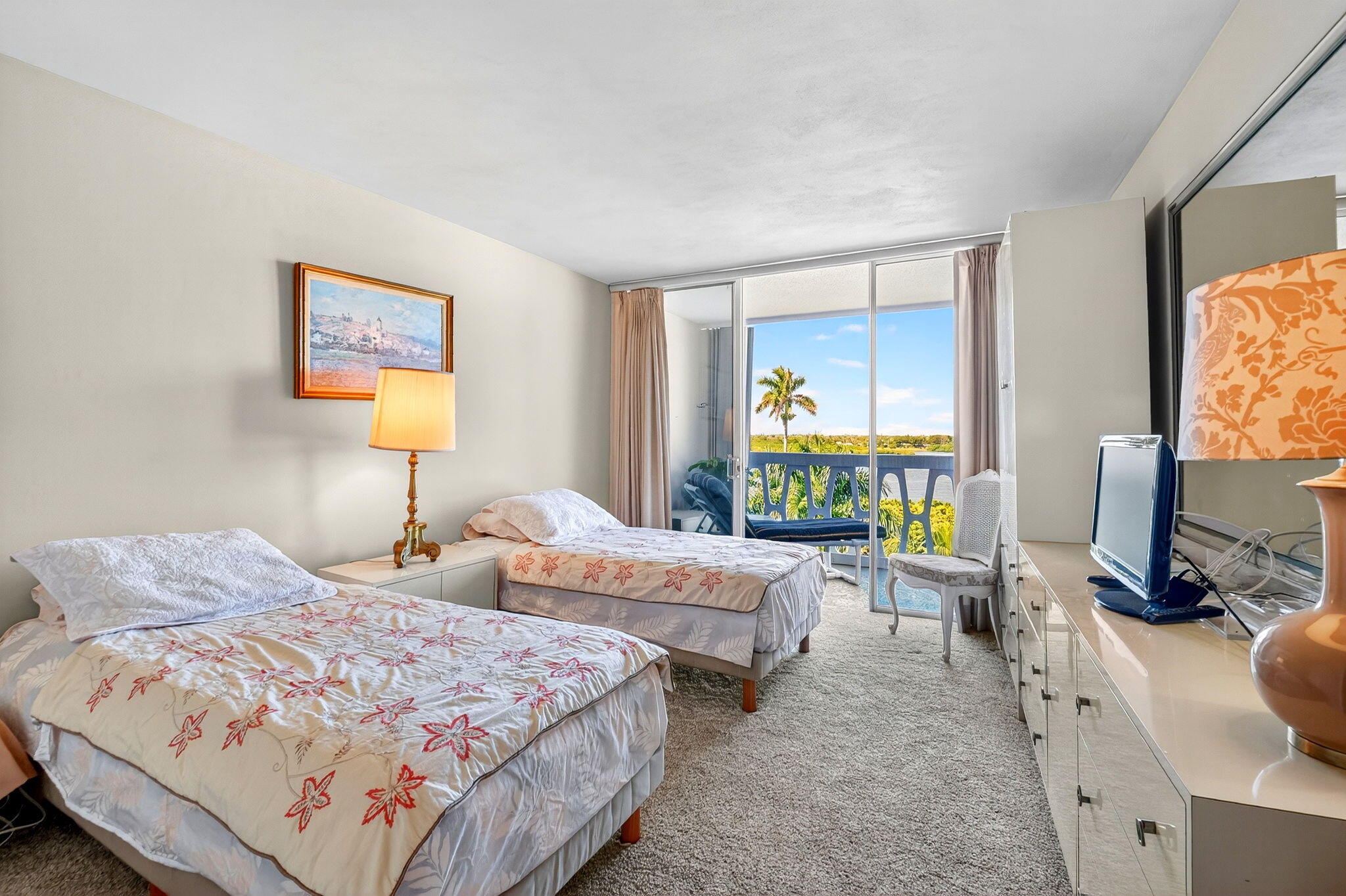 2505 South Ocean Boulevard, Unit 601 Palm Beach, FL 33480 - Photo 12 of 56 13-web-or-mls-DSC_5464