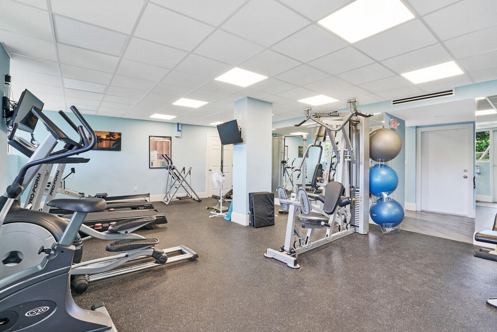 2505 South Ocean Boulevard, Unit 601 Palm Beach, FL 33480 - Photo 43 of 56 a room with gym equipment
